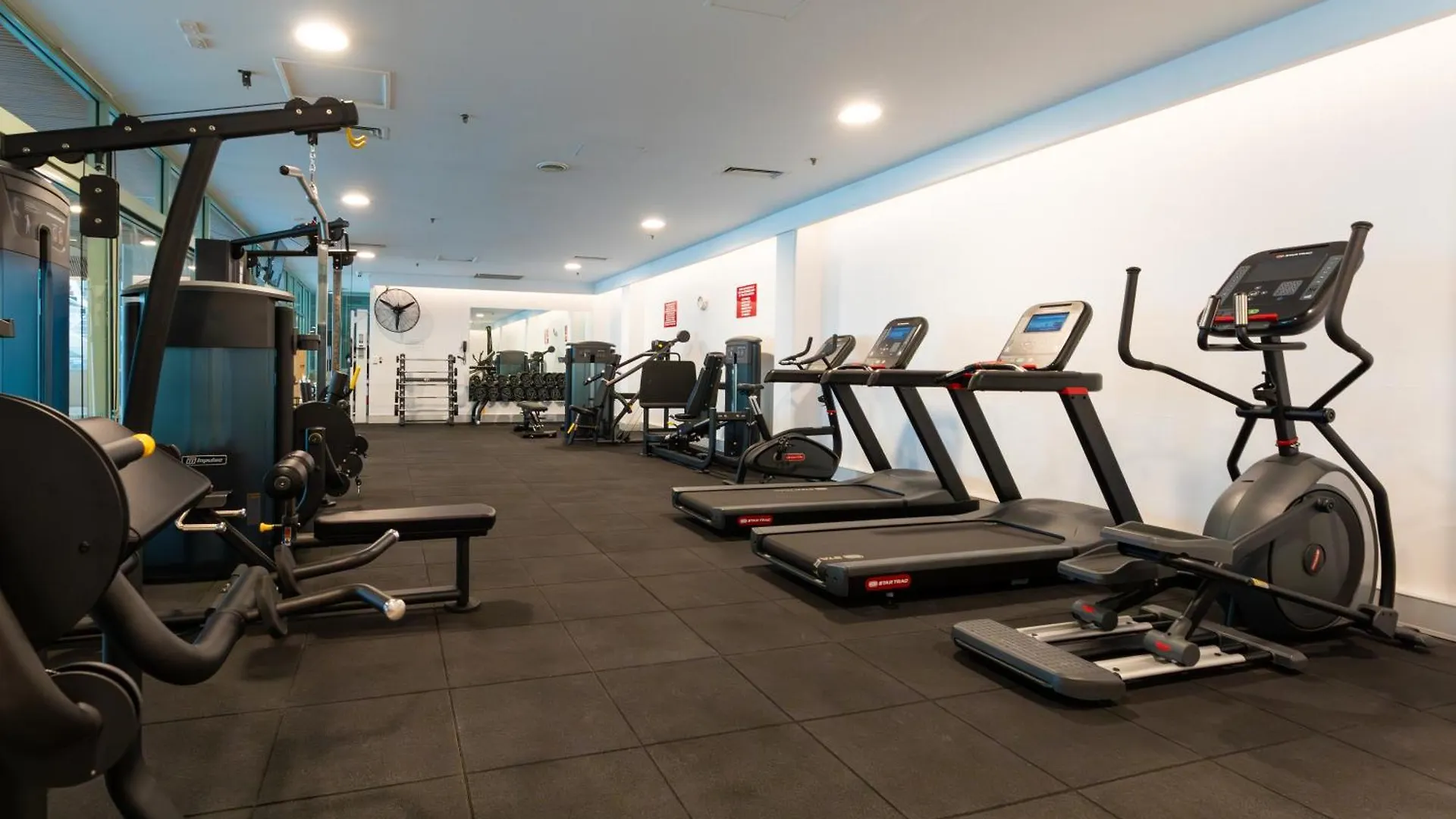 Rydges Canberra Hotel