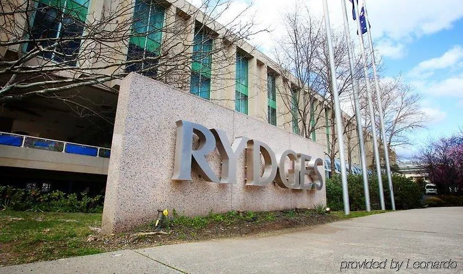 **** Hotel Rydges Canberra Australia
