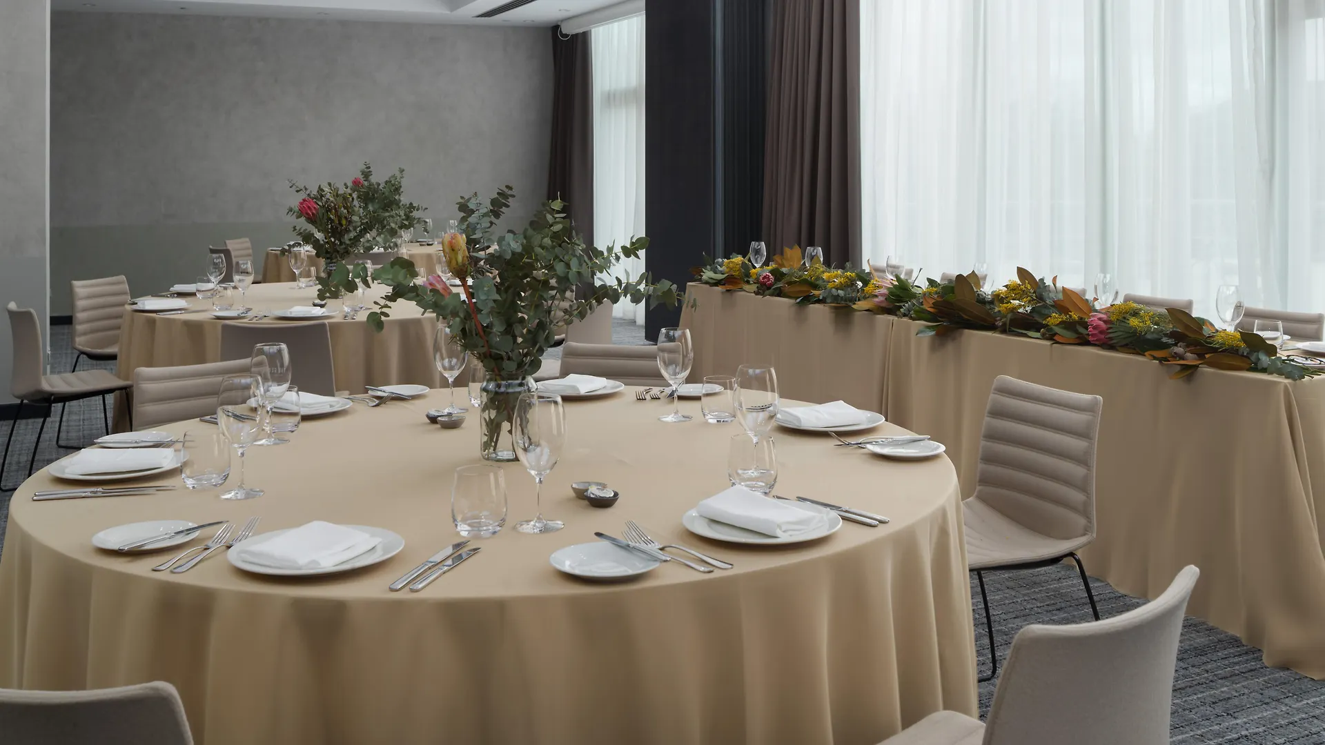 **** Hotel Rydges Canberra Australia