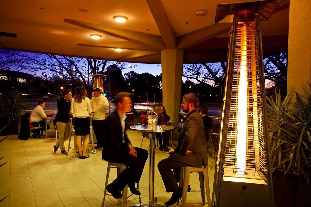 **** Hotel Rydges Canberra Australia