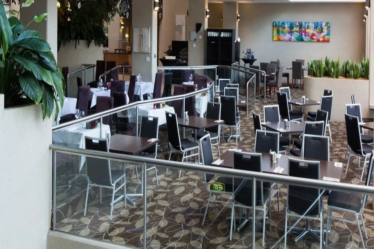 Rydges Canberra 4*,  Australia